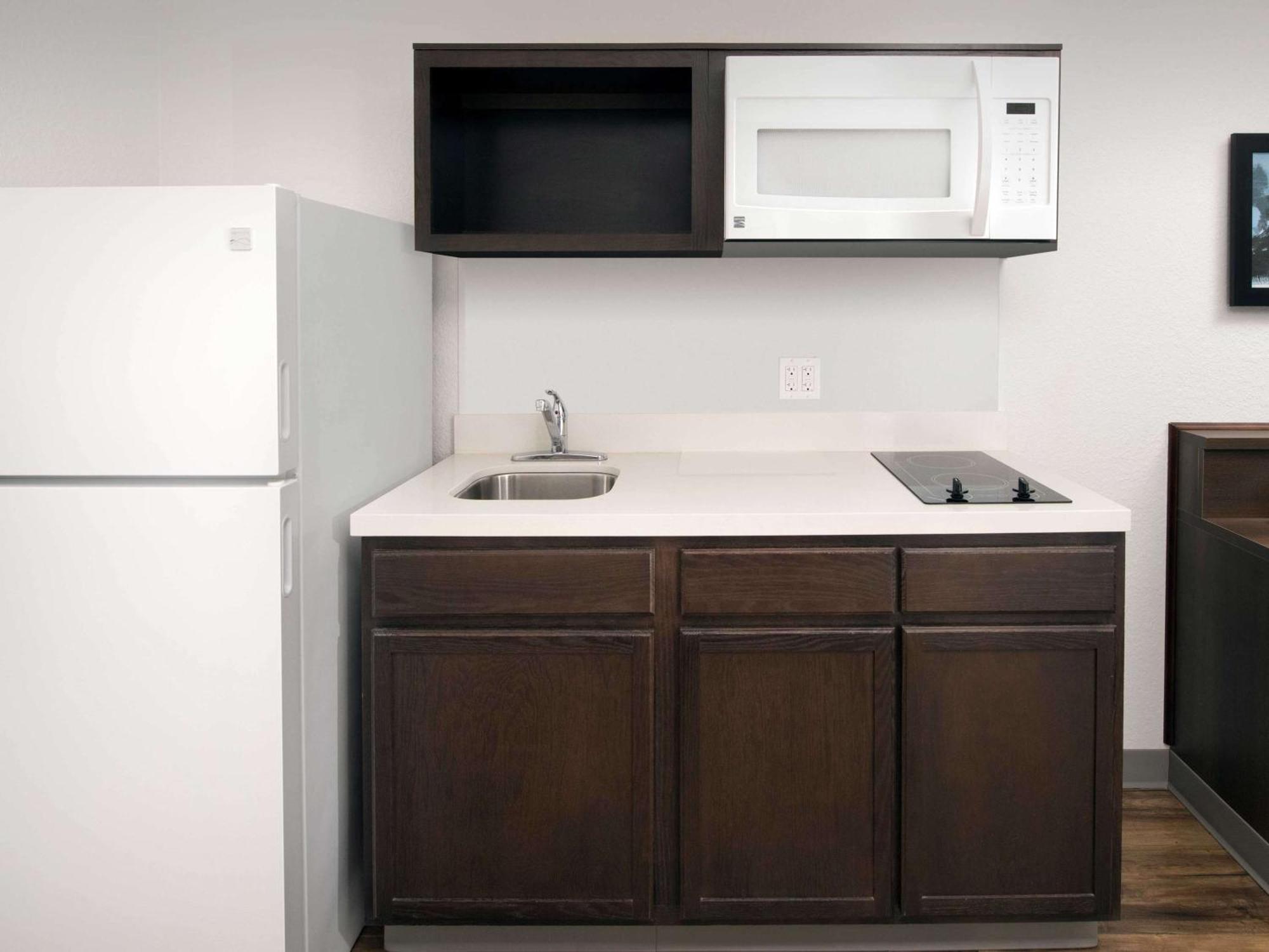 Extended Stay America Select Suites - Fort Myers - Northeast Eksteriør billede