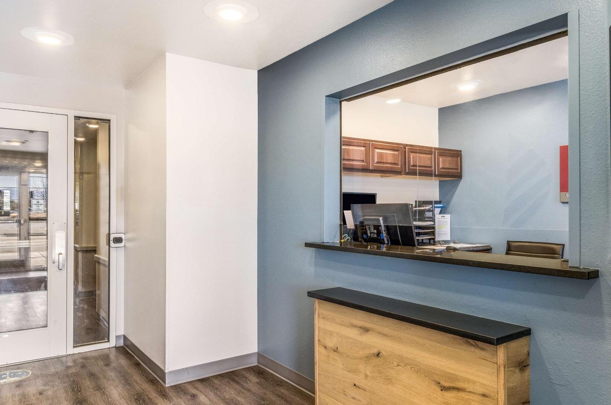 Extended Stay America Select Suites - Fort Myers - Northeast Eksteriør billede